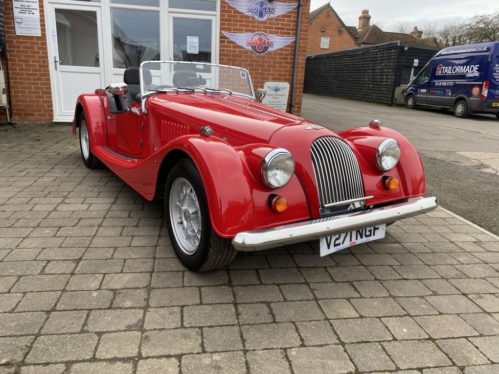 2000 Morgan plus 8 3.9L with ECU chip and only 1 owner from new! Photograph