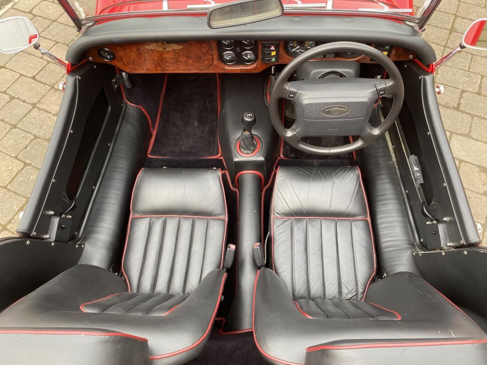 2000 Morgan plus 8 3.9L with ECU chip and only 1 owner from new! Photograph